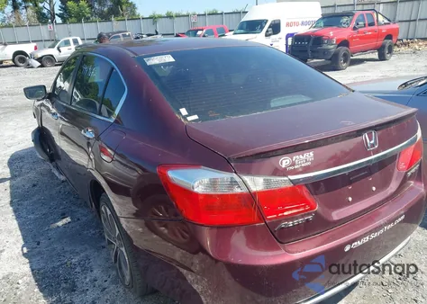 2013 Honda Accord Sport z USA, uszkodzony, nr VIN 1HGCR2F59DA210552